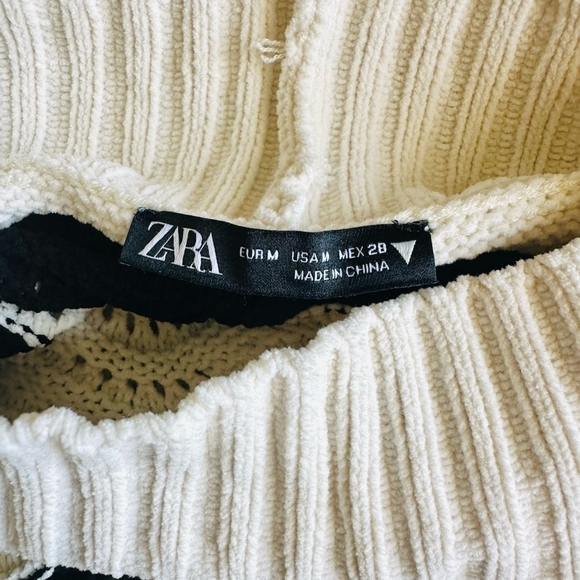 Women’s Sweater ZARA Funnel Neck Black White Zig Zag Stripe Long Sleeve Crop Top - Picture 8 of 8